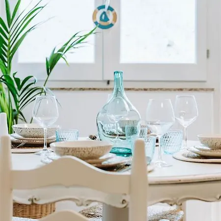 Semesterbostad Lakusea