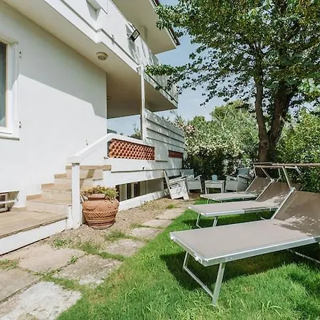 Lakusea Holiday home *